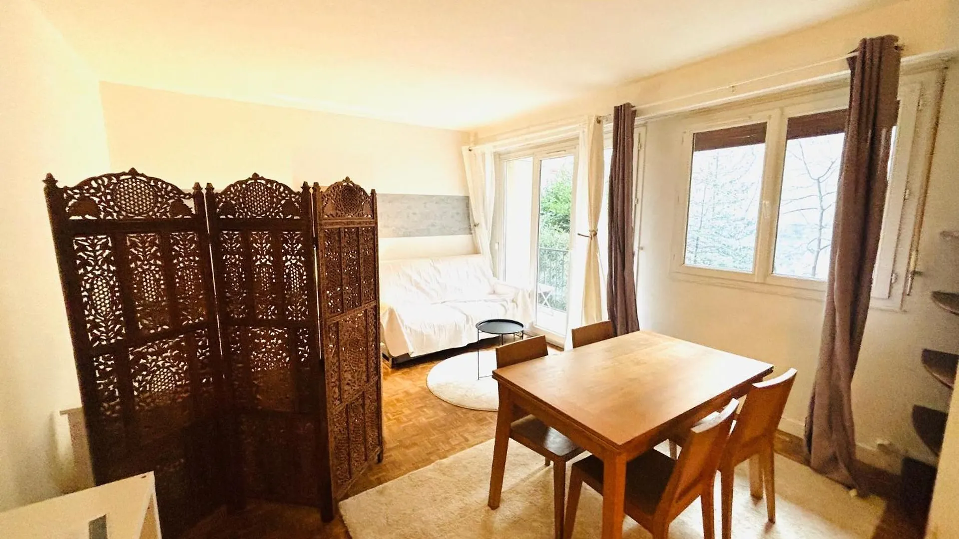 Apartments Champs Elysees Paris Frankrike